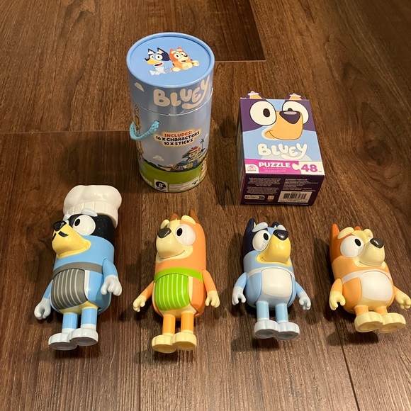 Bluey Chat Mates Cooking Fun Figures, adding in free puzzle and stacking game! - Picture 2 of 4